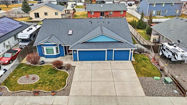 Property Photo:  4207 Minorca Ln  WA 99301 