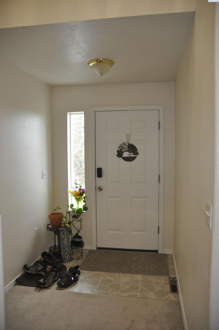 Property Photo: 2430 NW Granite Ct. WA 99163