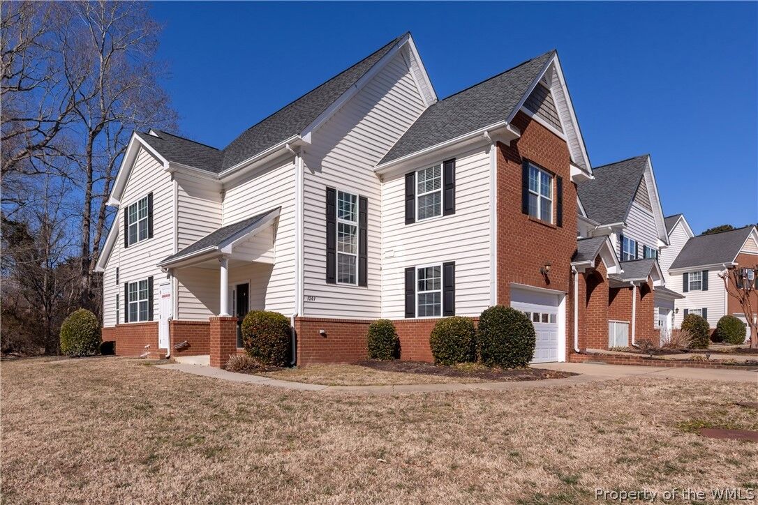 Property Photo:  1201 Rustads Circle  VA 23188 