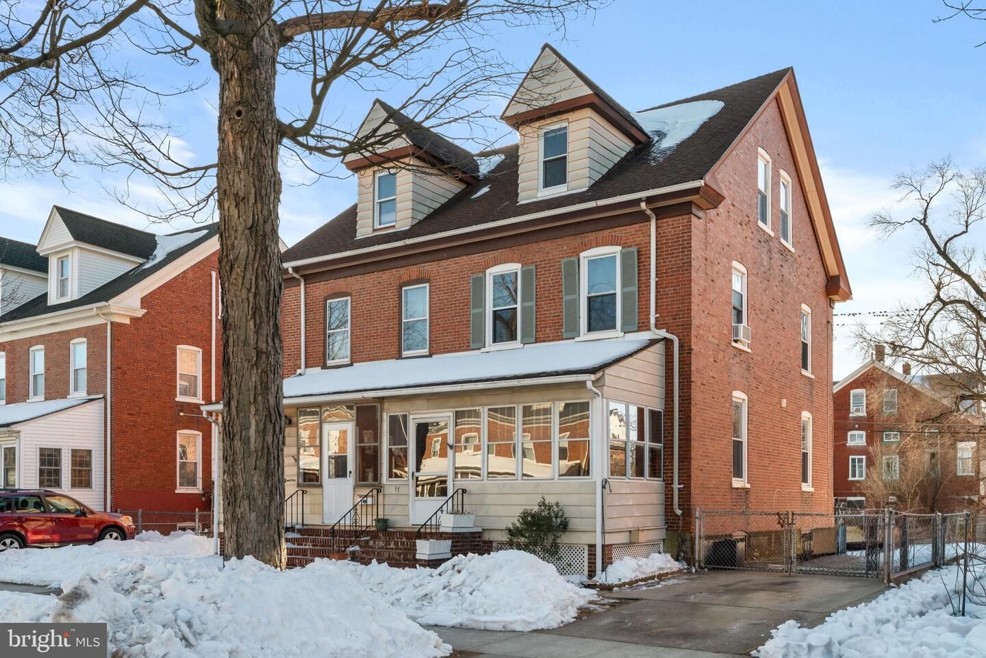 Property Photo:  17 4th Ave  NJ 08554 