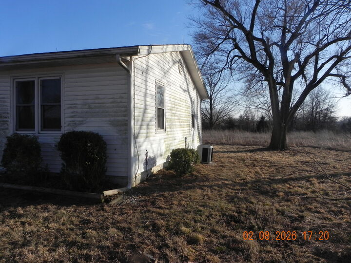 Property Photo: 1600 Hwy 124 MO 65255