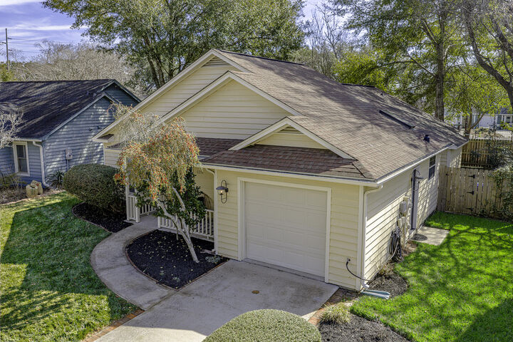 Property Photo:  1258 Llewellyn Road  SC 29464 