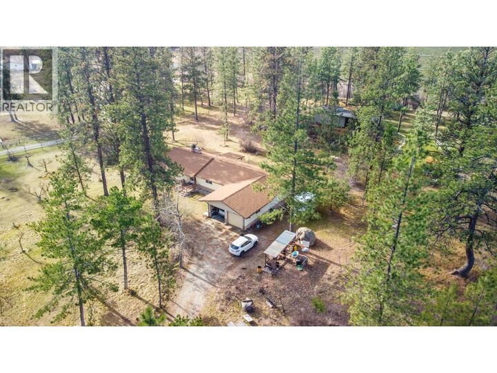Property Photo: 698 Green Lake Road BC V0H 1T5