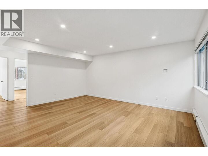 Property Photo: 879 Westview Crescent BC V7N 2L5