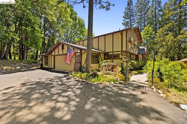 Property Photo:  23451 Lakewood Dr  CA 95383 