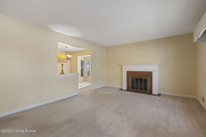 Property Photo:  4422 Mount Vernon Rd  KY 40220 