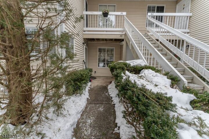 Property Photo:  55 Sage Court  NJ 07921 