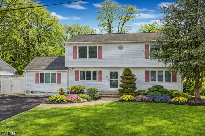 Property Photo:  38 Longfellow Dr  NJ 07067 