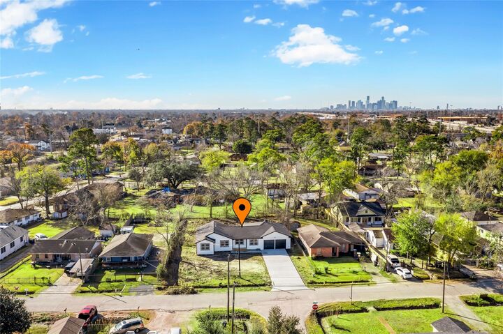 Property Photo: 3802 Keeland Street TX 77093