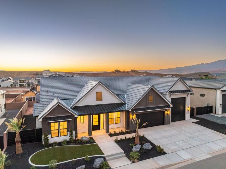 Property Photo:  4972 S Lakefront Place  UT 84780 