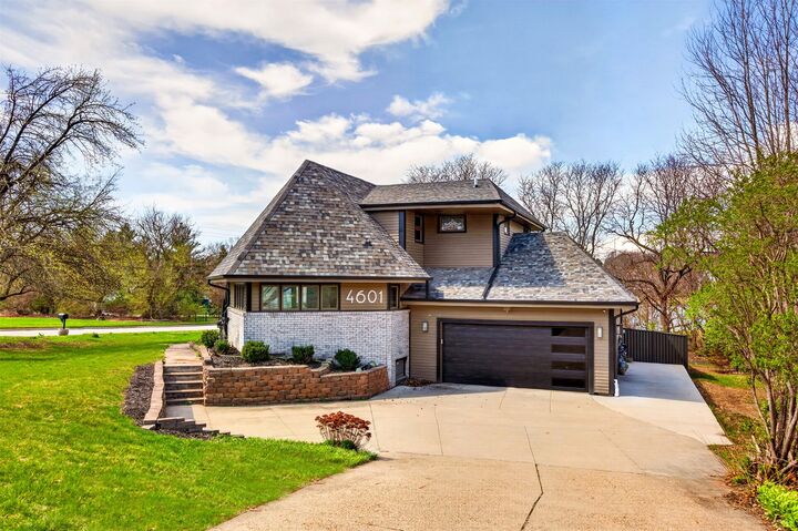 Property Photo:  4601 Ashworth Road  IA 50265 
