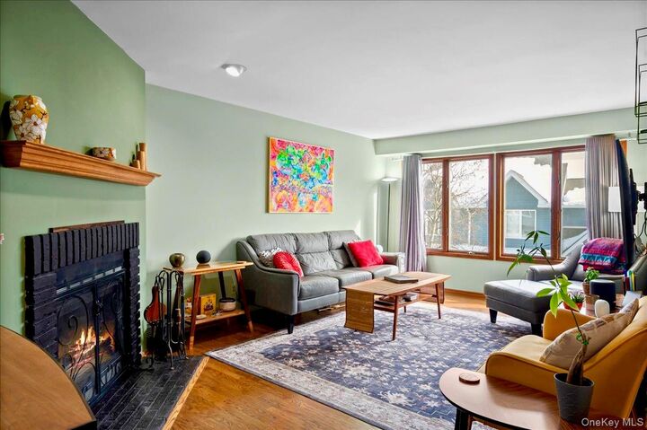 Property Photo:  25 Village Gate Way 25  NY 10960 