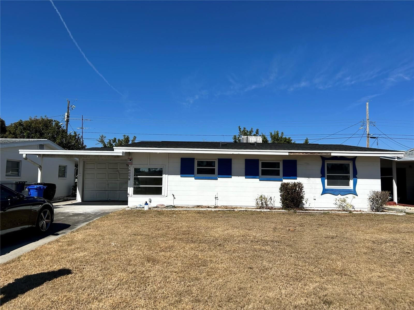 Property Photo: 1609 Council Drive FL 33573