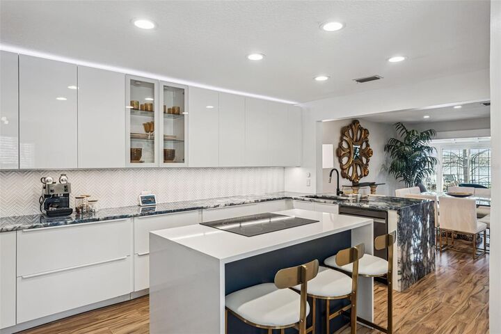 Property Photo:  7433 Somerset Shores Court  FL 32819 