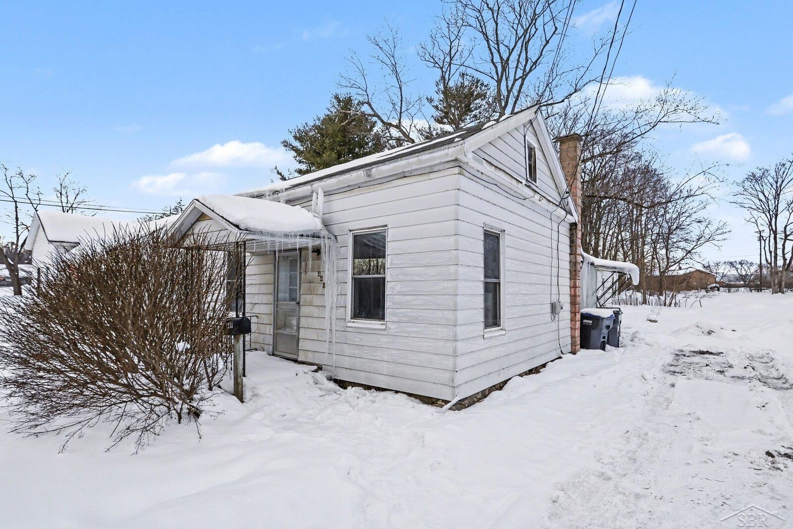Property Photo: 449 W Ferry Street MI 49103