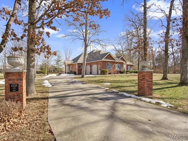 Property Photo: 4220 Knab Road IL 62285