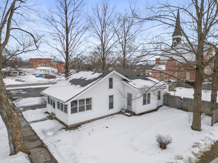 Property Photo: 203 Charlotte Street MI 49094