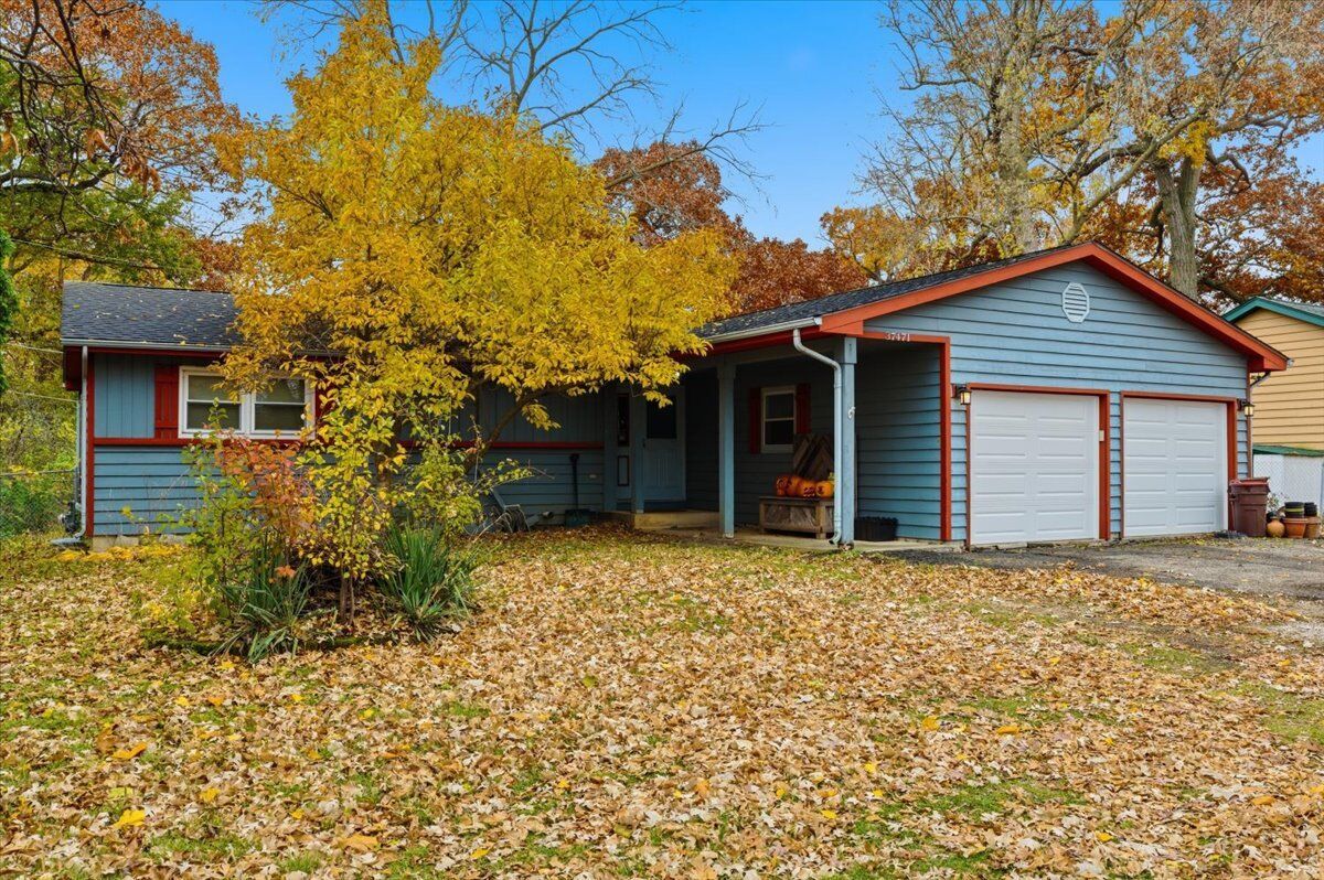 Property Photo:  37471 N Il Route 59 Road  IL 60046 