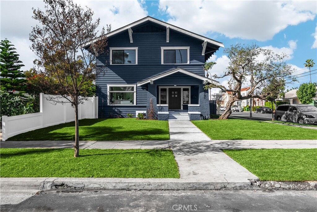 Property Photo:  2301 9th  CA 90018 