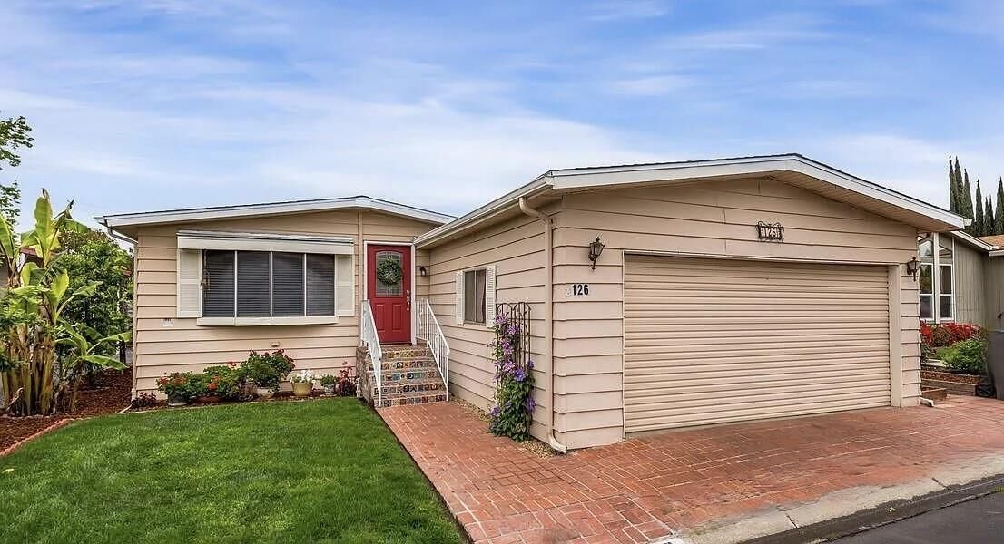 Property Photo:  126 Kaseberg Drive  CA 95678 