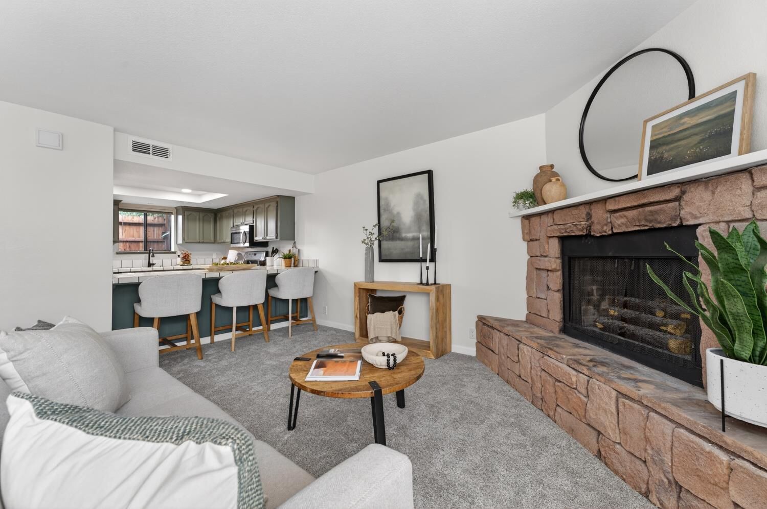 Property Photo: 3381 La Canada Drive 8 CA 95682