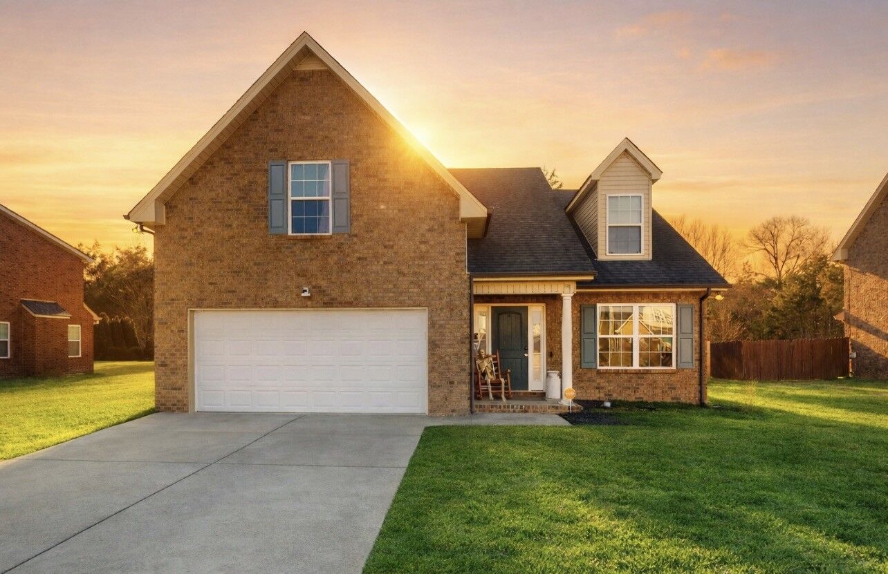 Property Photo:  2415 Auldridge Dr  TN 37037 