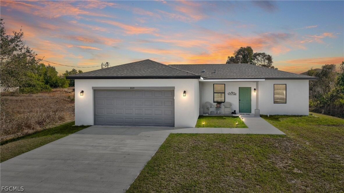 Property Photo: 809 Bell Boulevard S FL 33974