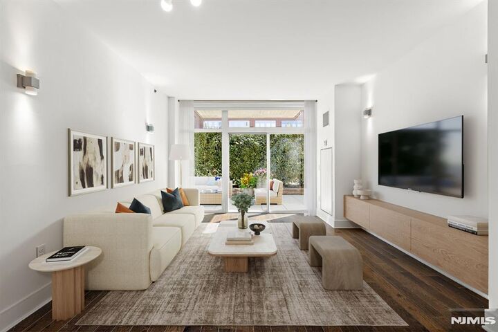 Property Photo:  1100 Maxwell Lane 422  NJ 07030 