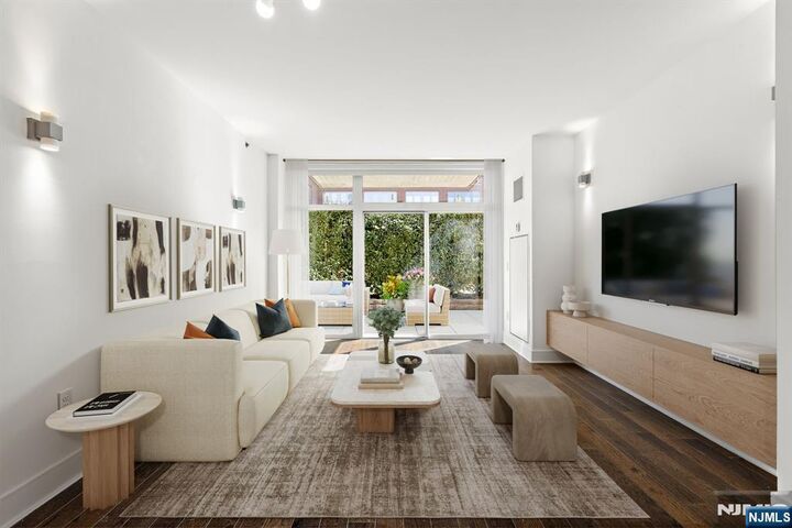 Property Photo:  1100 Maxwell Lane 422  NJ 07030 