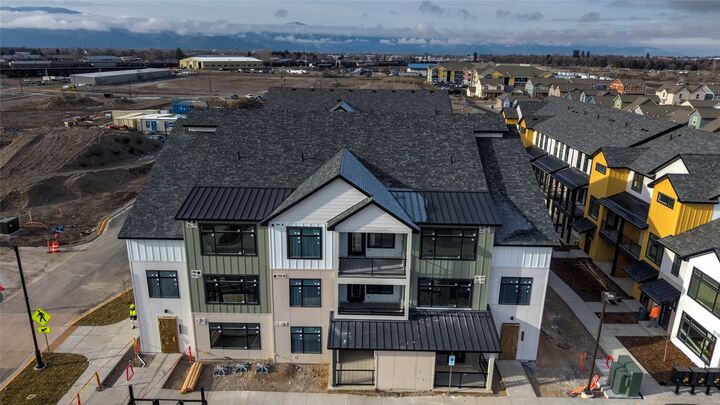 Property Photo:  1120 Charlo Street 102  MT 59802 