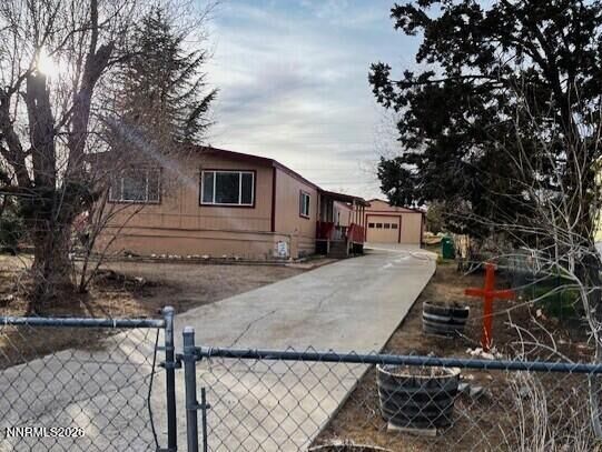 Property Photo: 215 Danforth Drive NV 89433