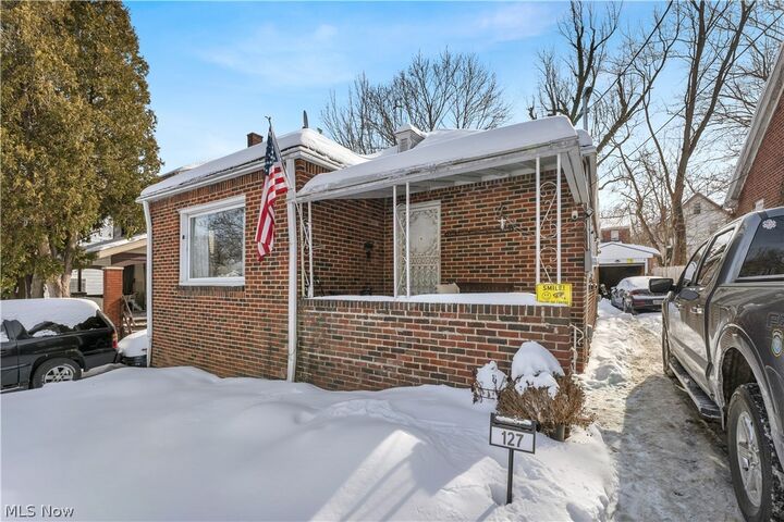 Property Photo:  127 Roslyn Drive  OH 44505 