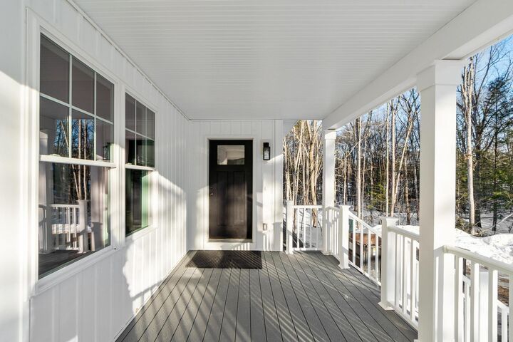 Property Photo:  13 Blaisdell Court  NH 03077 