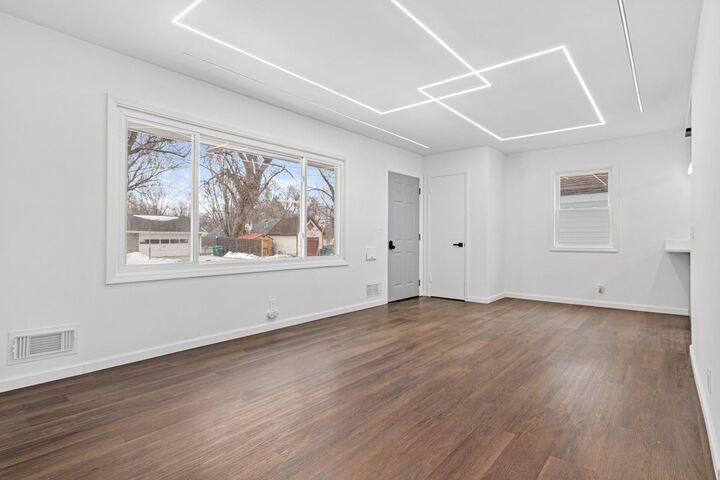 Property Photo:  3501 Utah Avenue S  MN 55426 