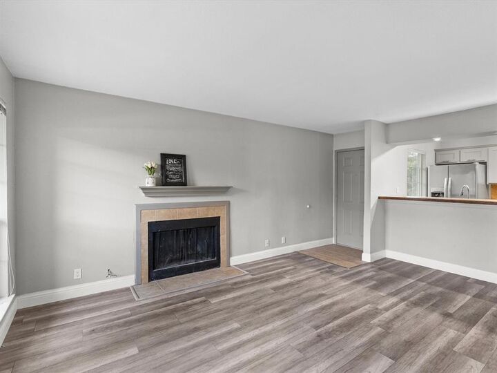 Property Photo:  5981 Arapaho Road 303  TX 75248 