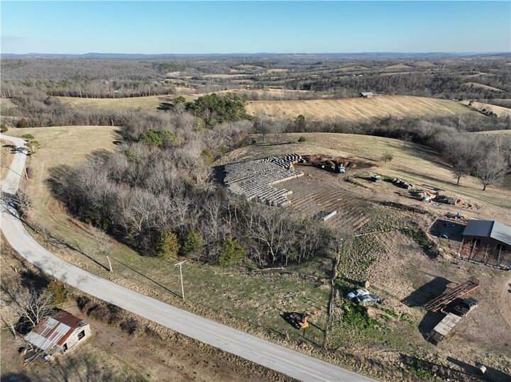 Property Photo:  1572 Madison 1505 Street  AR 72740 