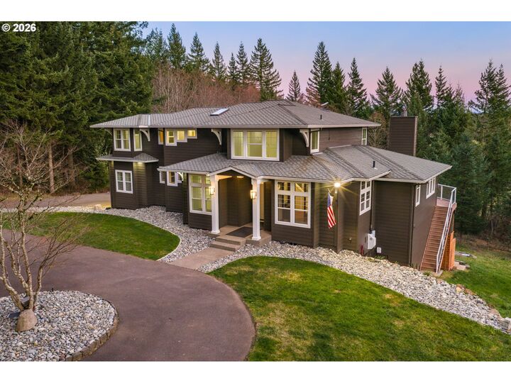 Property Photo:  37020 SE 13th St  WA 98671 