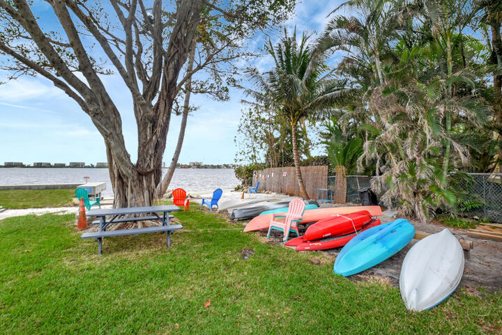 Property Photo:  1516 S Lakeside Drive 307  FL 33460 