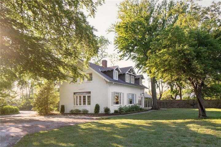 Property Photo: 50 Cliff Avenue RI 02840