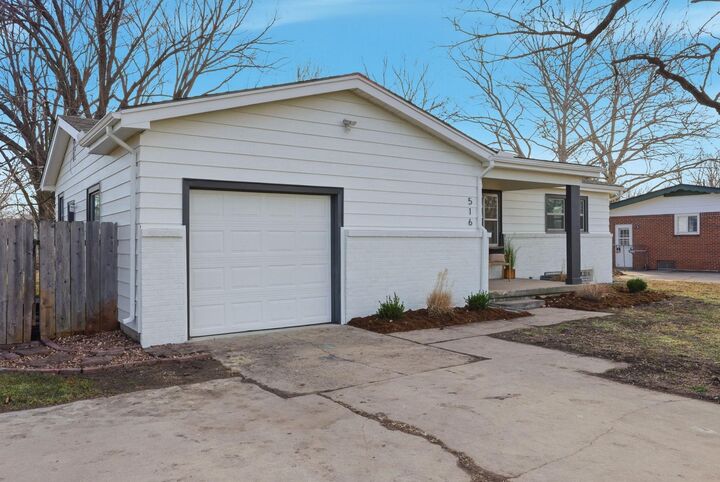 Property Photo:  516 N Colby Ave  KS 67147-2339 