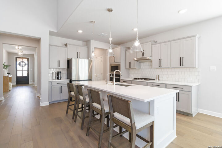 Property Photo: 315 Sonata Canyon TX 78070