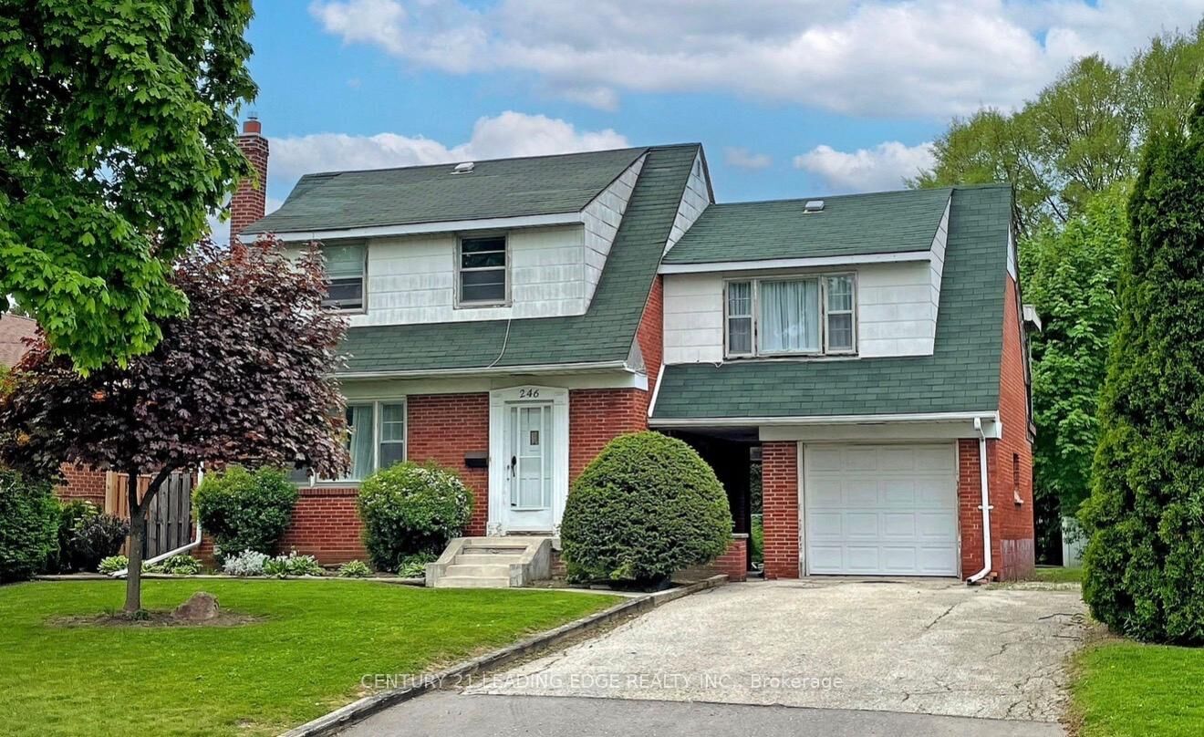 Photo de la propriété: 246 Waterloo Avenue ON M3H 3Z4