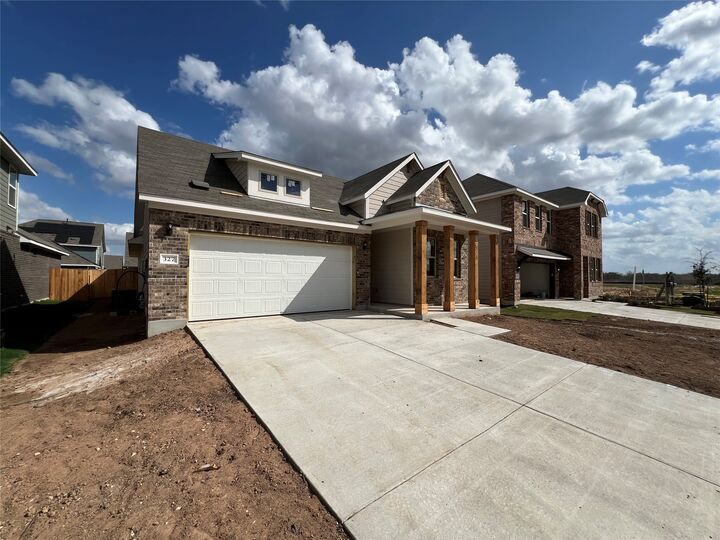 Property Photo: 327 Willow Heights Drive TX 78634