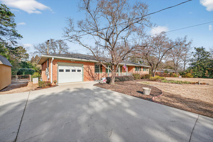 Property Photo:  221 Gregg Avenue NW  SC 29801 