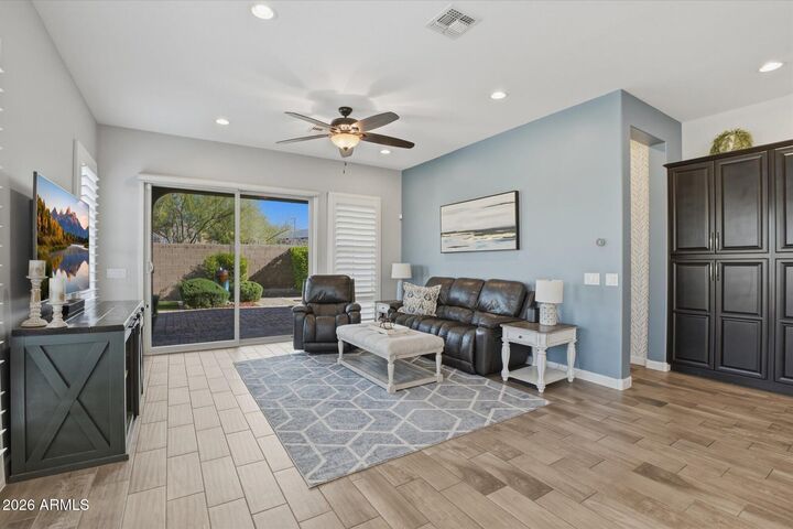 Property Photo: 2342 W Duane Lane AZ 85085