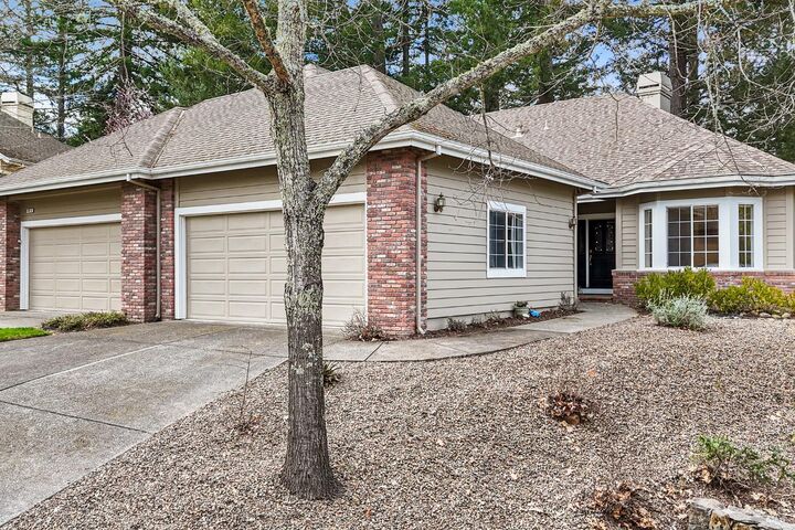 Property Photo:  1011 Oak Mesa Drive  CA 95409 