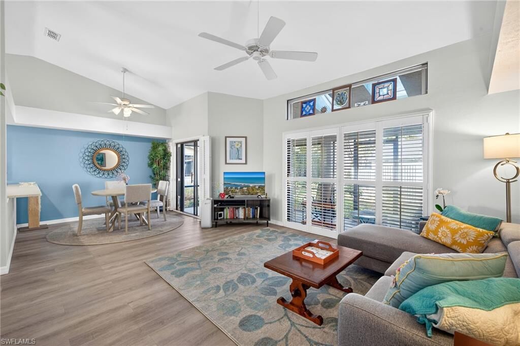 Property Photo:  13171 Regent Cir  FL 33966 