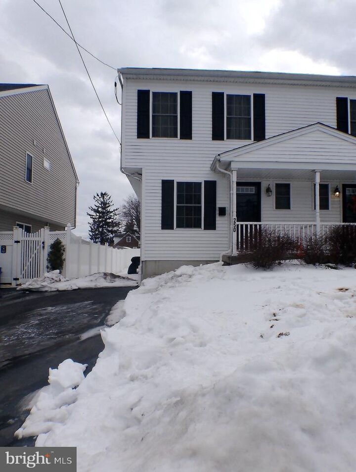 Property Photo: 250 Davis Avenue PA 19018