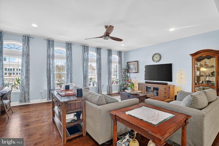 Property Photo: 142 Westhampton Drive DE 19808