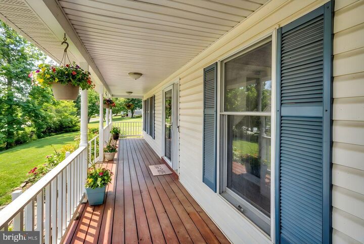 Property Photo:  7129 Cavalry Drive  VA 20187 